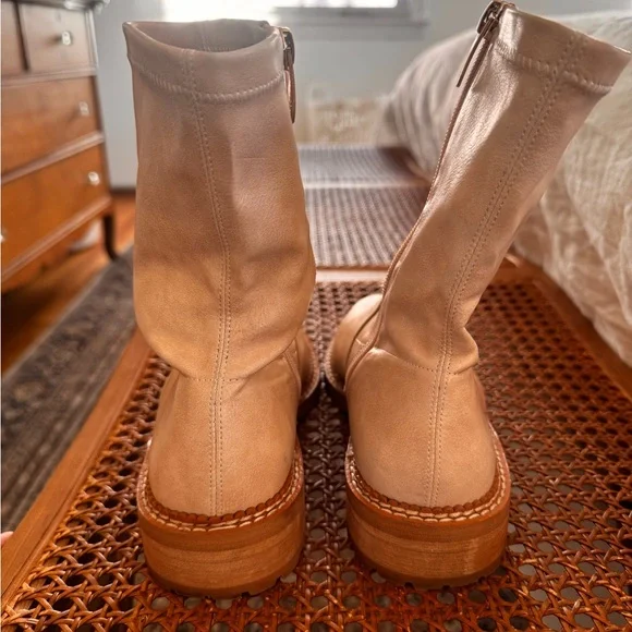 Cream leather combat boots - Picture 4 of 6